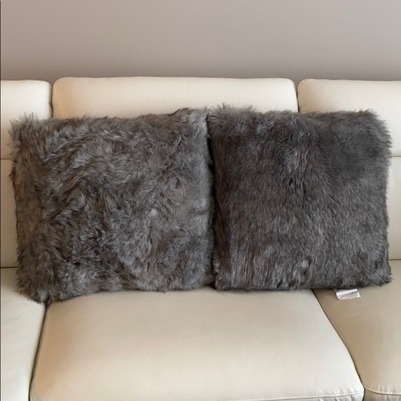 COPY - Faux Fur Pillows - Picture 3 of 3